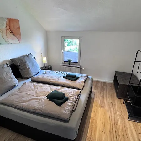 24-7 Living - Унна