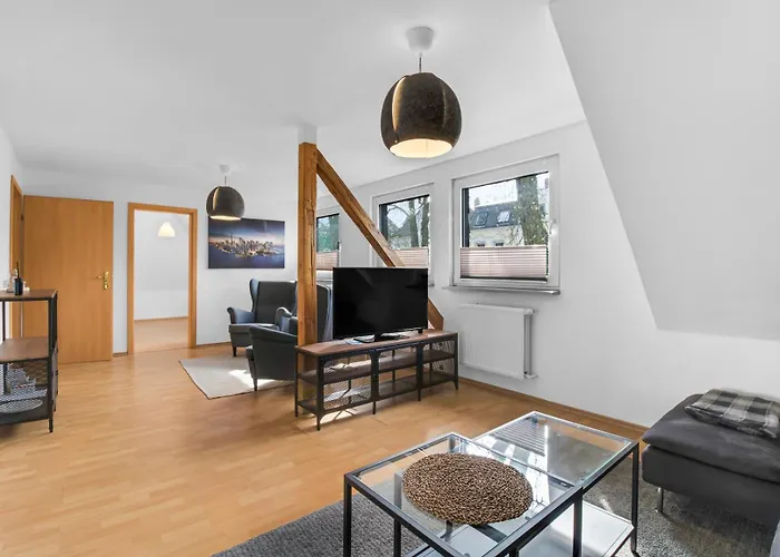 24-7 Living - * Unna