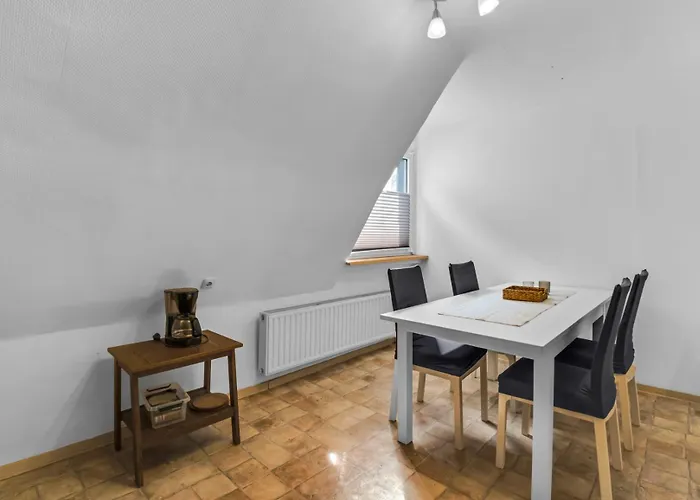 24-7 Living - * Unna