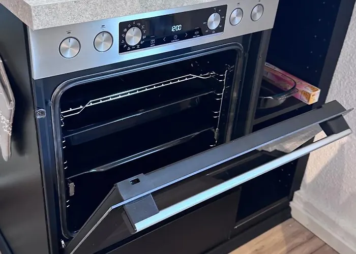 Apartment 24-7 Living - *